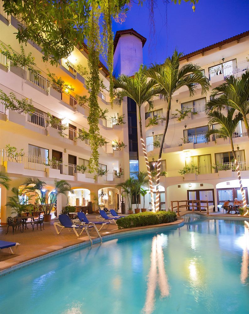 Los Arcos Suites Puerto Vallarta Exterior photo